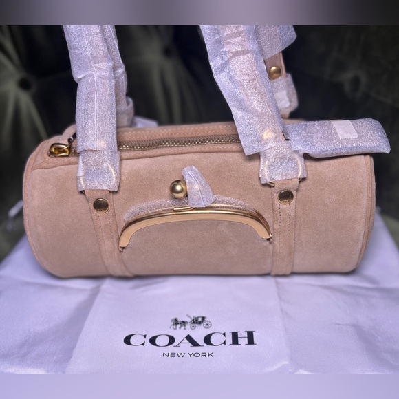 Coach Kisslock Barrel Bag 18 - Picture 2 of 16